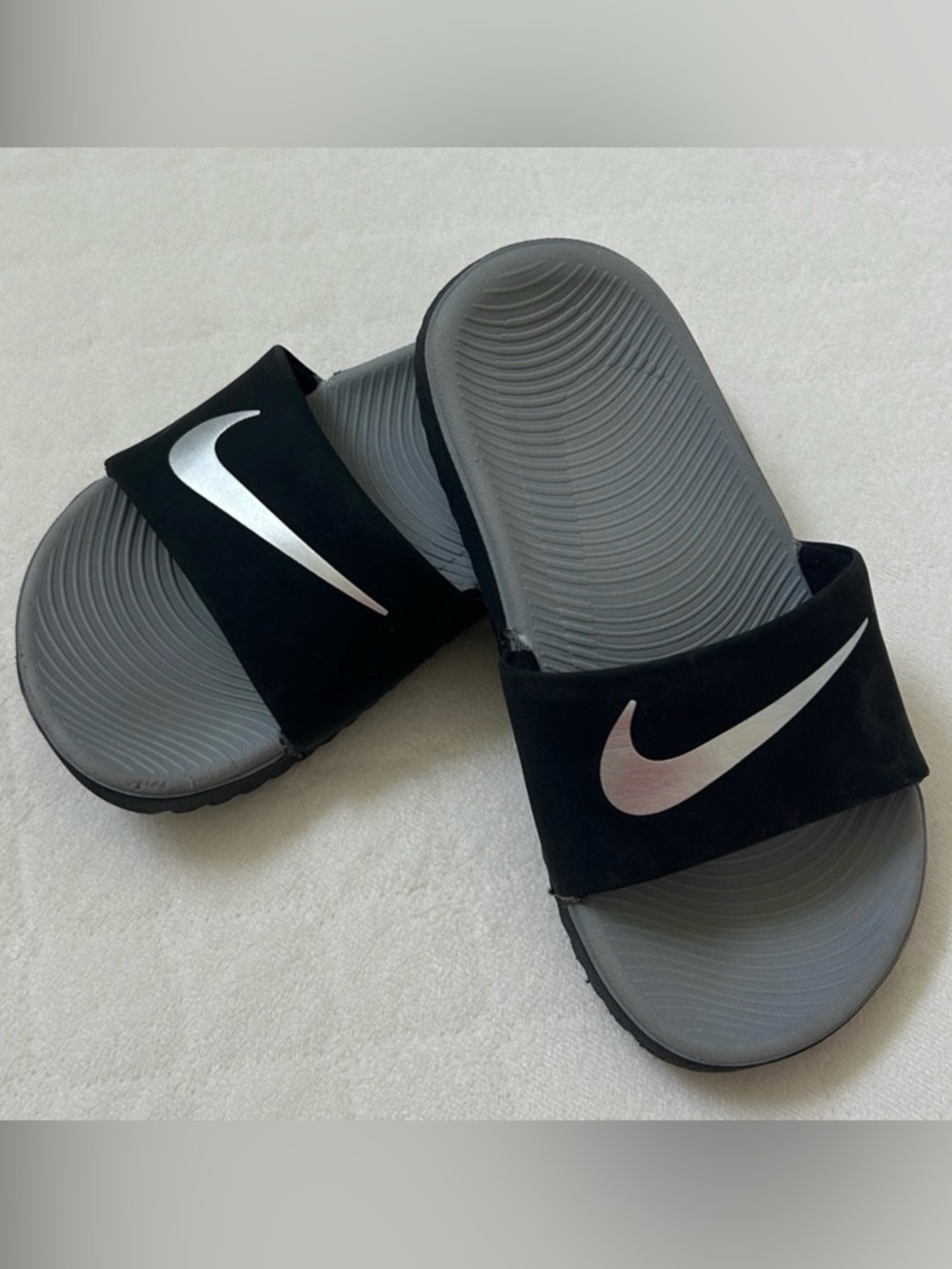 Nike | Boy KAWA Gray Black Sport Slides | 11